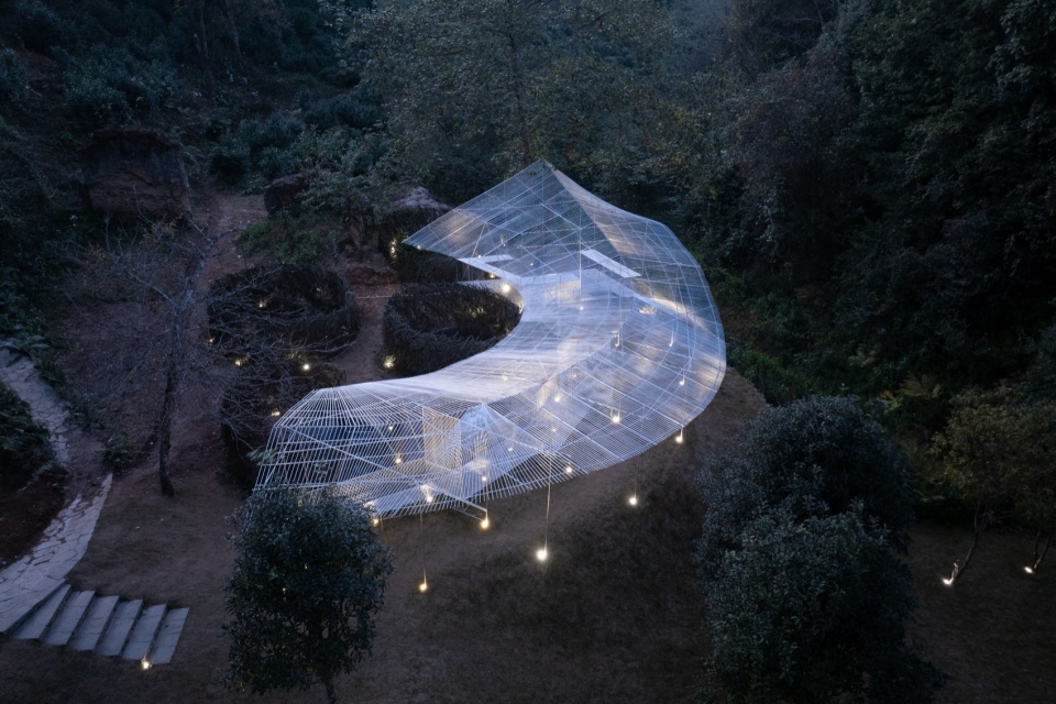 Dali Wuliang Mountain s Phoenix Feather Tea Pavilion by Kong Xiangwei Studio