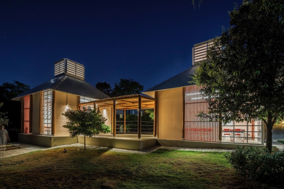NINHO Joao de Barro Module by BIRI MACh arquitetos