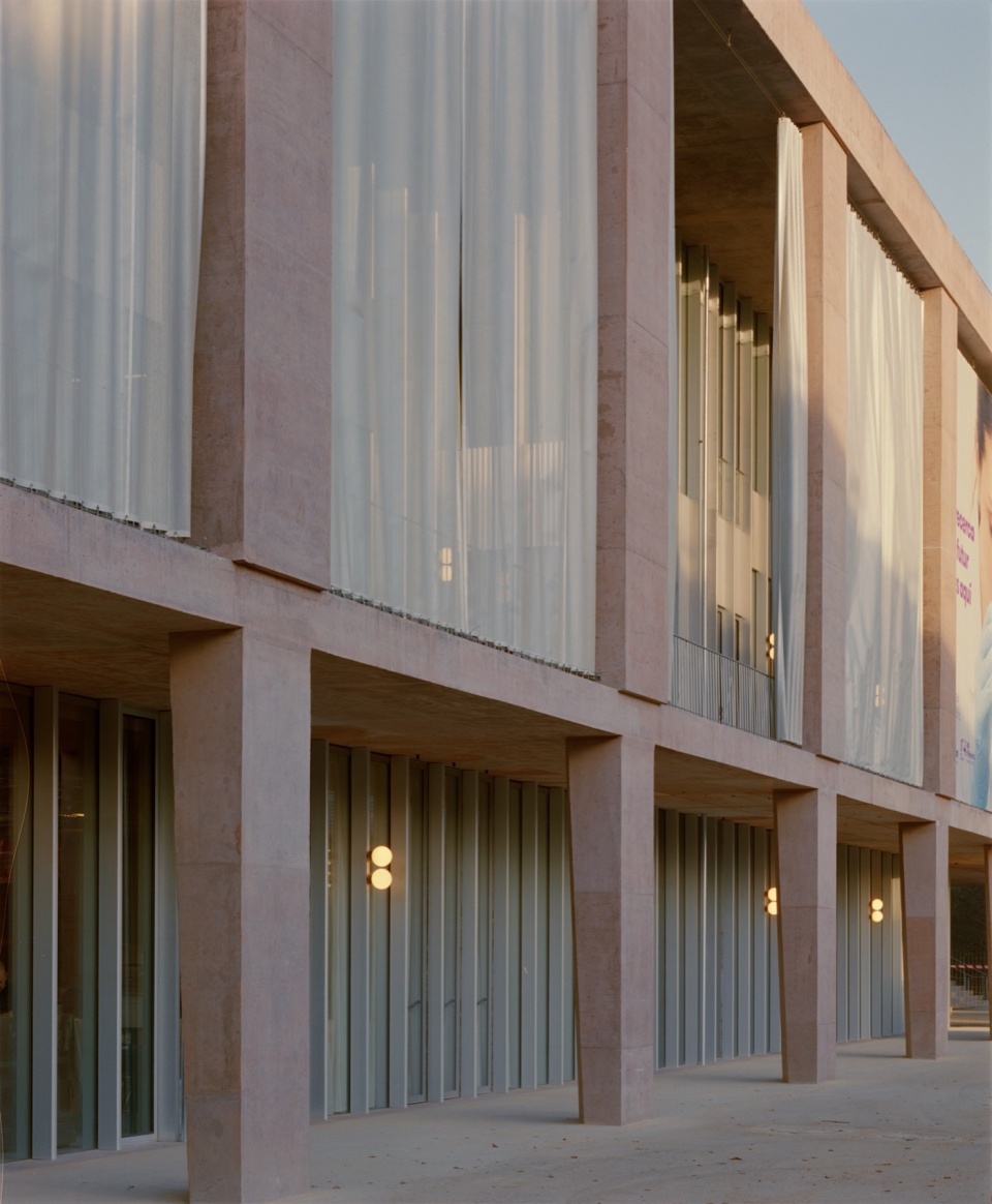 VHIR Research Centre Vall d Hebron Campus by BAAS arquitectura