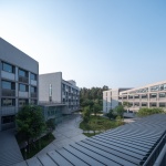 西华大学宜宾产教融合实训基地 / 非常建筑