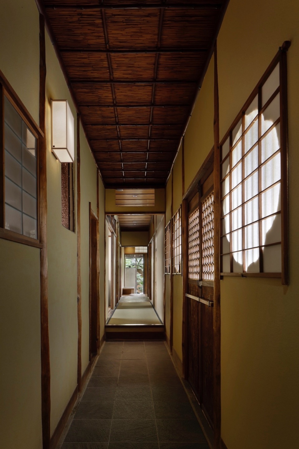 Hotel VMG Villa Kyoto by Moriyoshi naotake Atelier