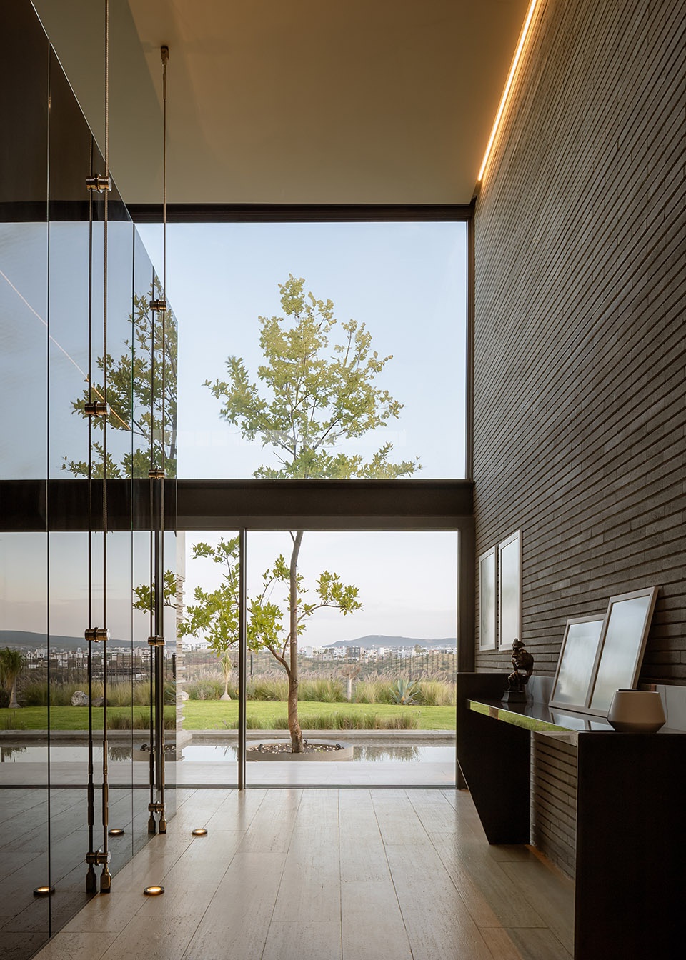 casa catedral by laboratorio de arquitectura