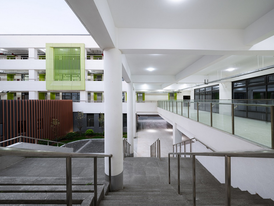 jingle new district zhanqian primary school by tjad