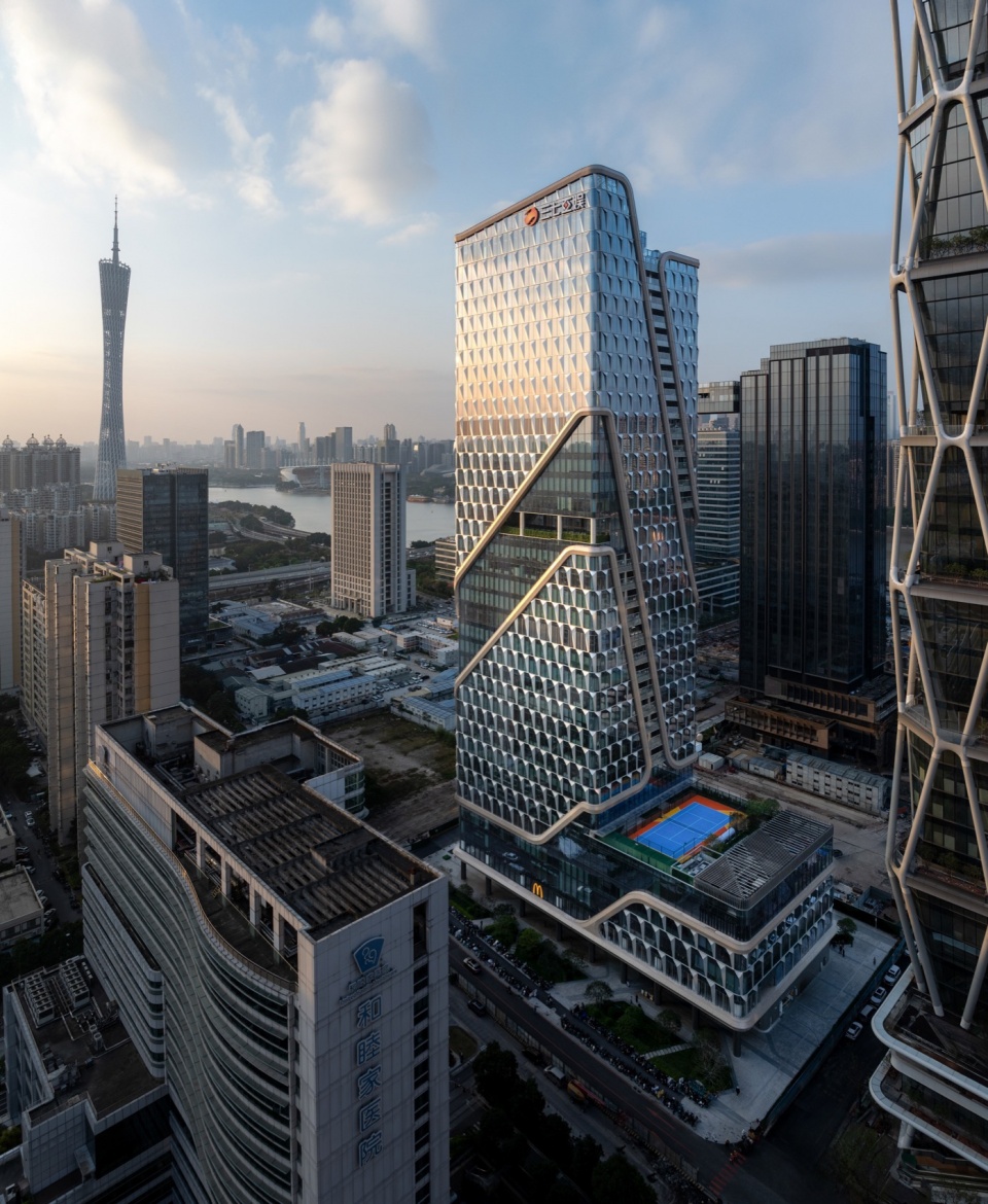 Sanqi Mutual Entertainment Global Headquarters Building by GWP Architects