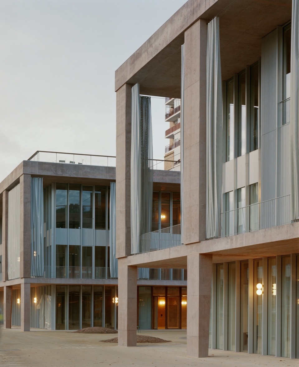 VHIR Research Centre Vall d Hebron Campus by BAAS arquitectura