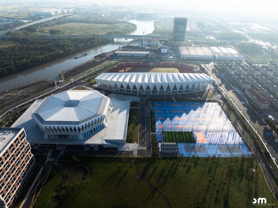 Zhejiang Haiyan Vocational Education Center by TJAD
