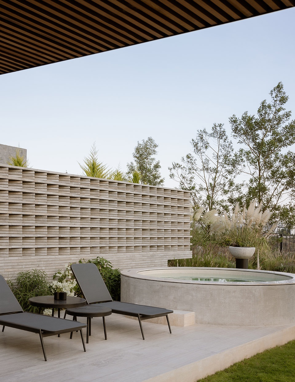 casa catedral by laboratorio de arquitectura