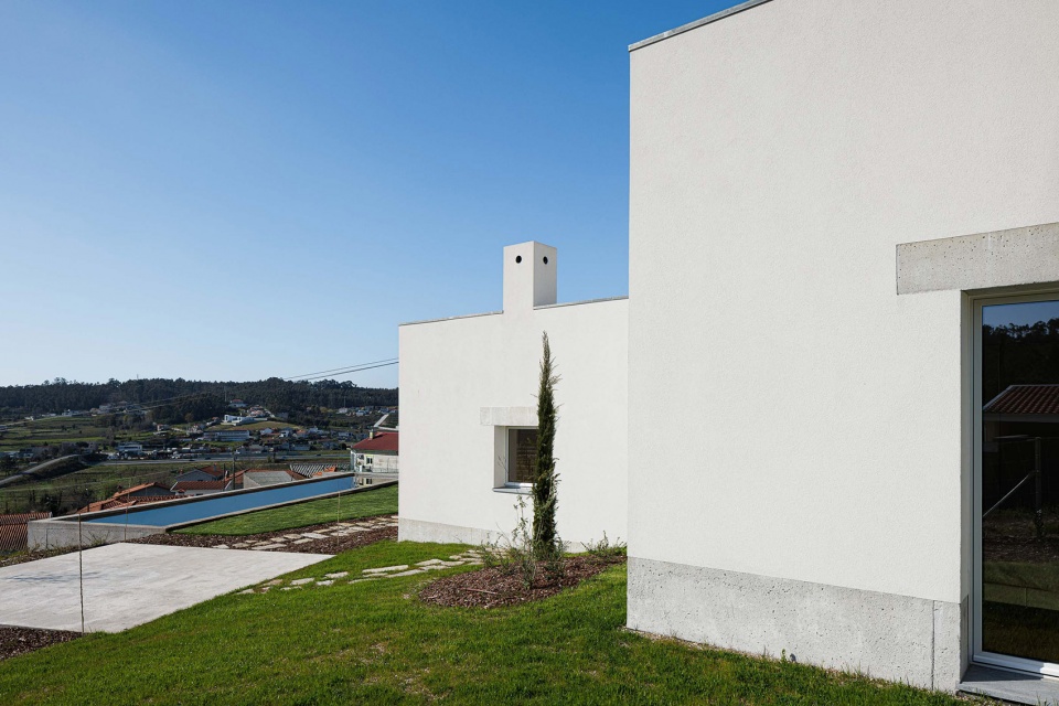 pedrantil house by helder da rocha arquitectos