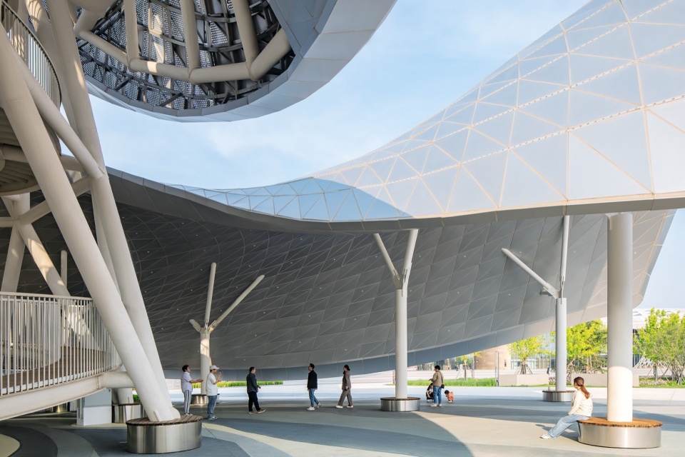 Dingzhou Cultural and Sports Center by THAD