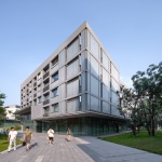 西华大学宜宾产教融合实训基地 / 非常建筑