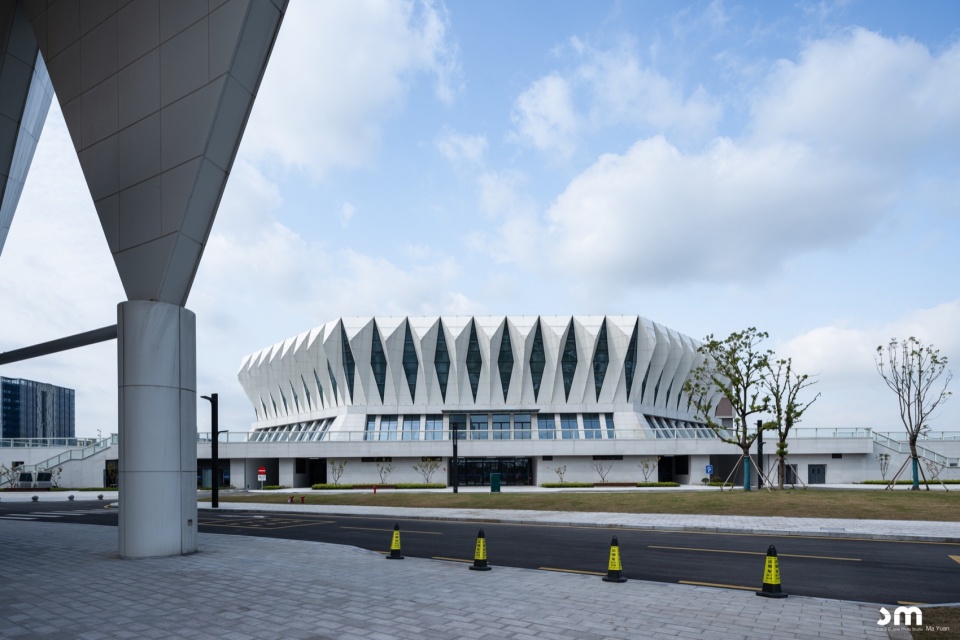 Zhejiang Haiyan Vocational Education Center by TJAD