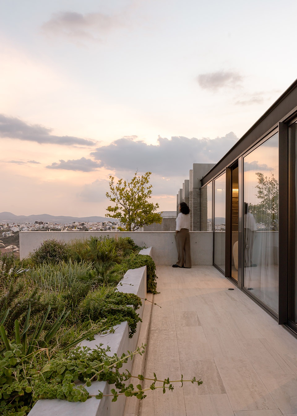 casa catedral by laboratorio de arquitectura