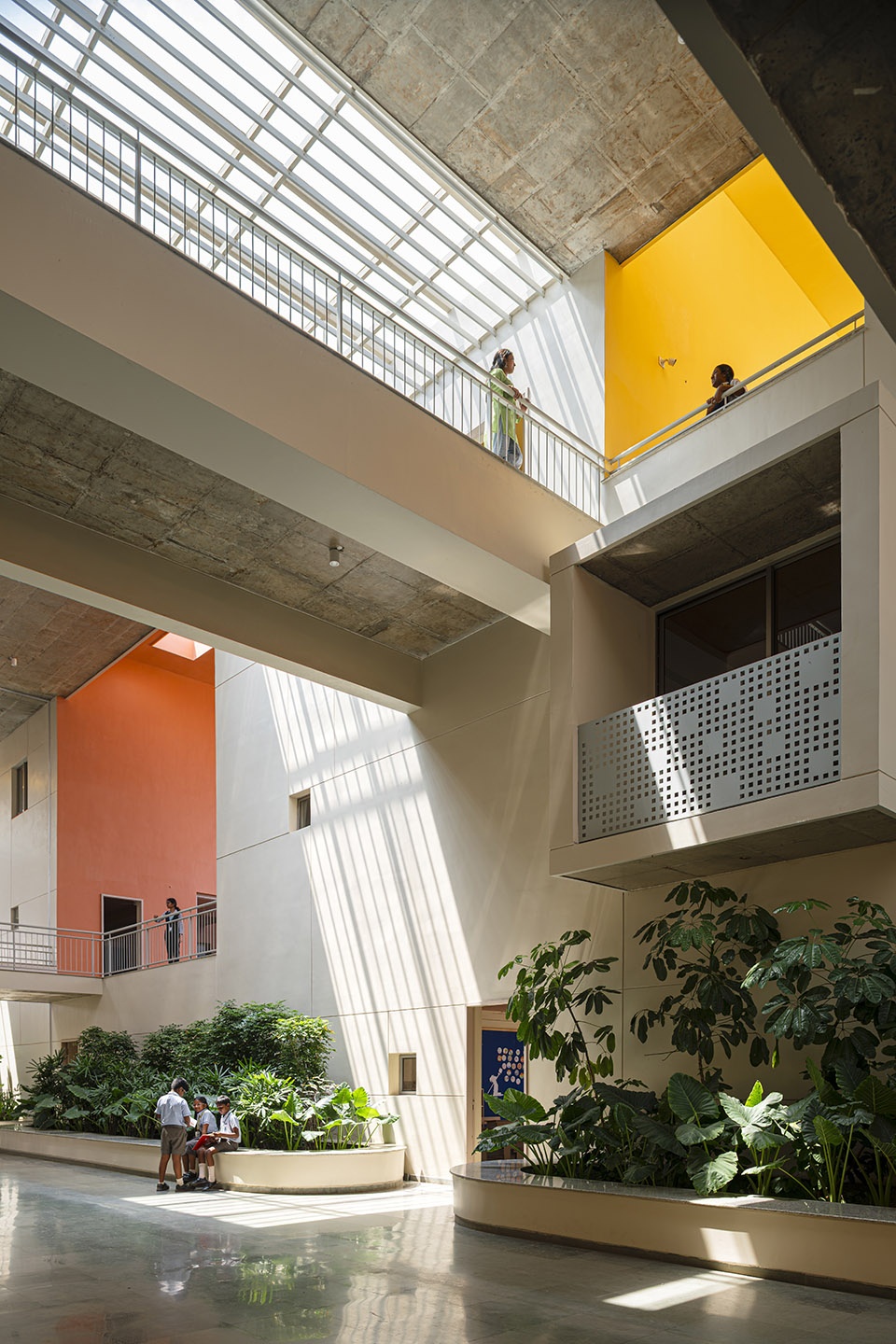rainbow international school by spacefiction studio
