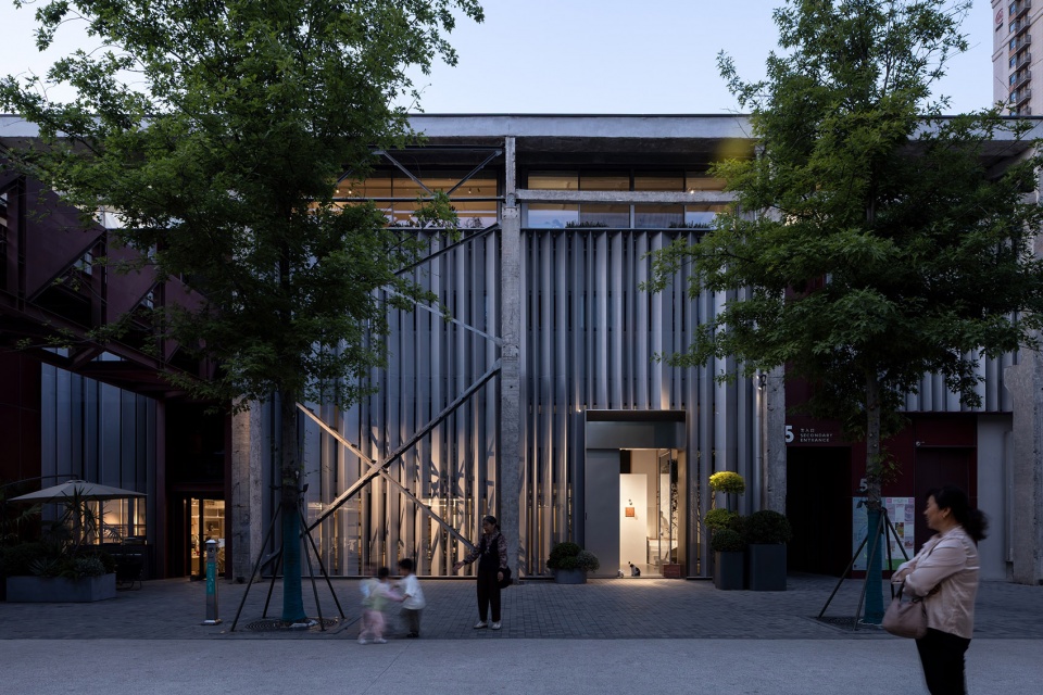 uni x associates 4 0 by uni x associates
