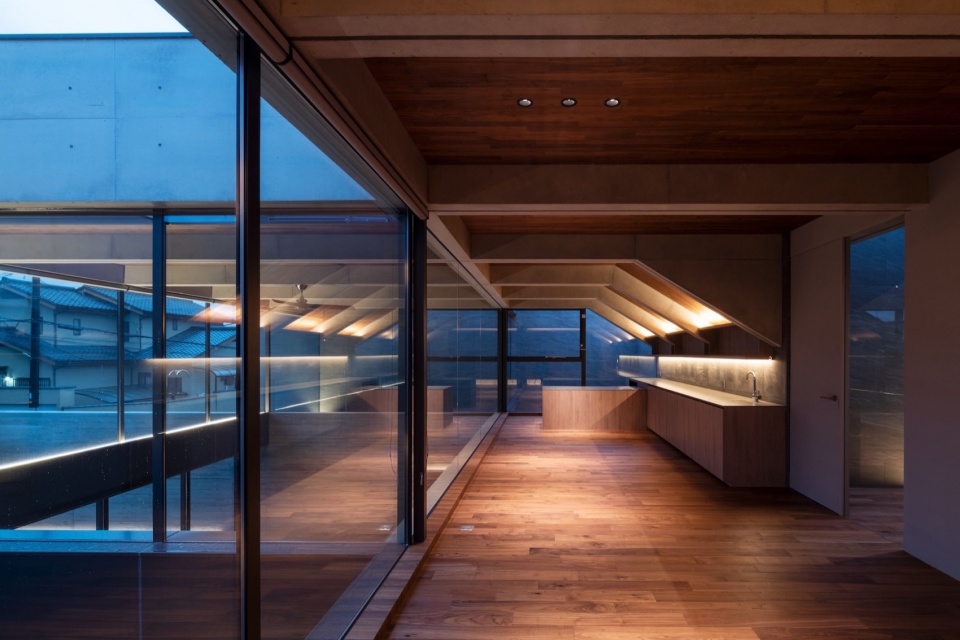 ELEMENT by APOLLO Architects Associates Co Ltd