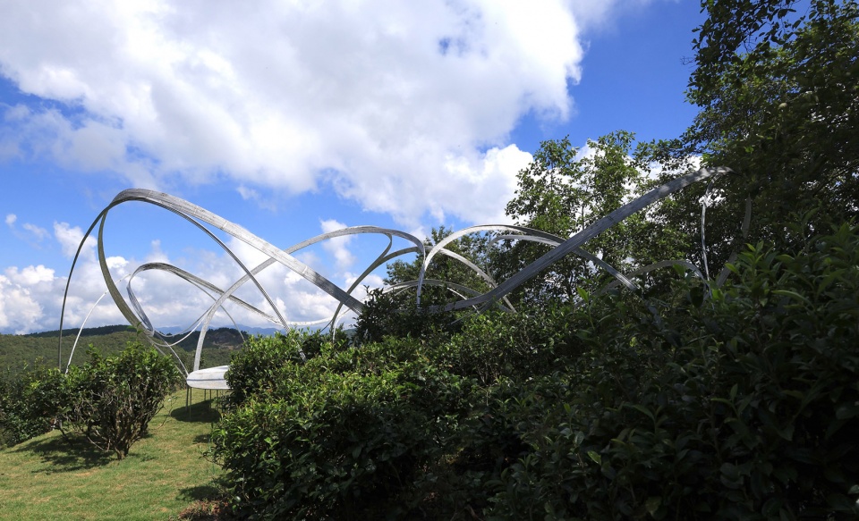 camellia theater on dali wuliangshan highland by kongxiangwei studio