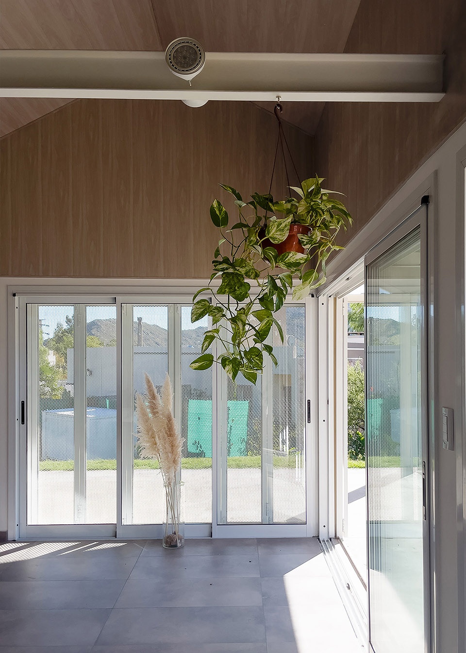 casa granero by estudio bnaa