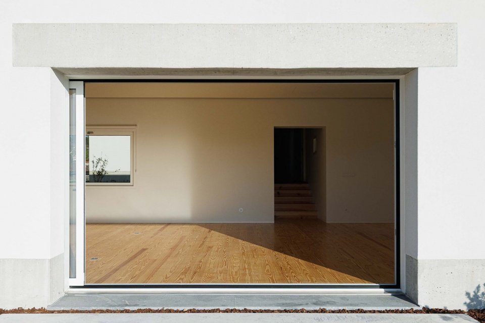 pedrantil house by helder da rocha arquitectos