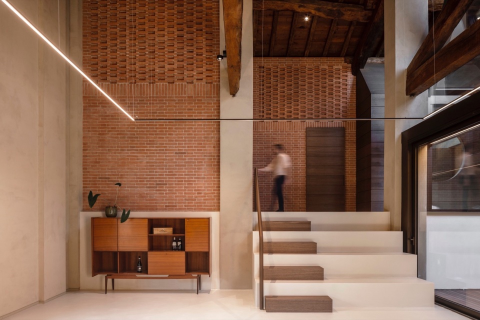 FIENILE COCCHI by SBAR Salonia Baldin Architettura