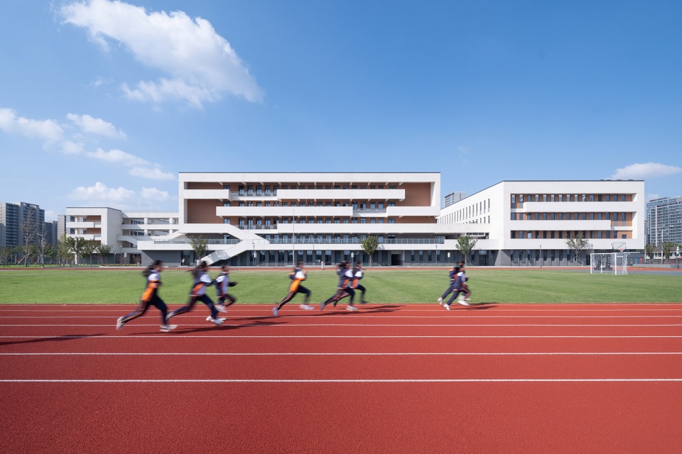 jingle new district zhanqian primary school by tjad