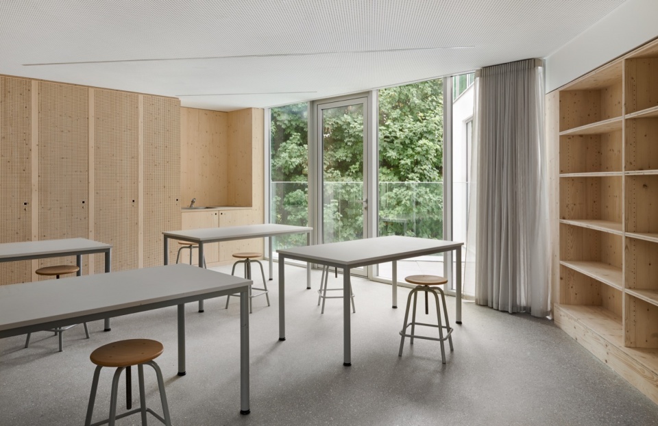 Cultural Centre in Bourg la Reine by Dominique Coulon Associes