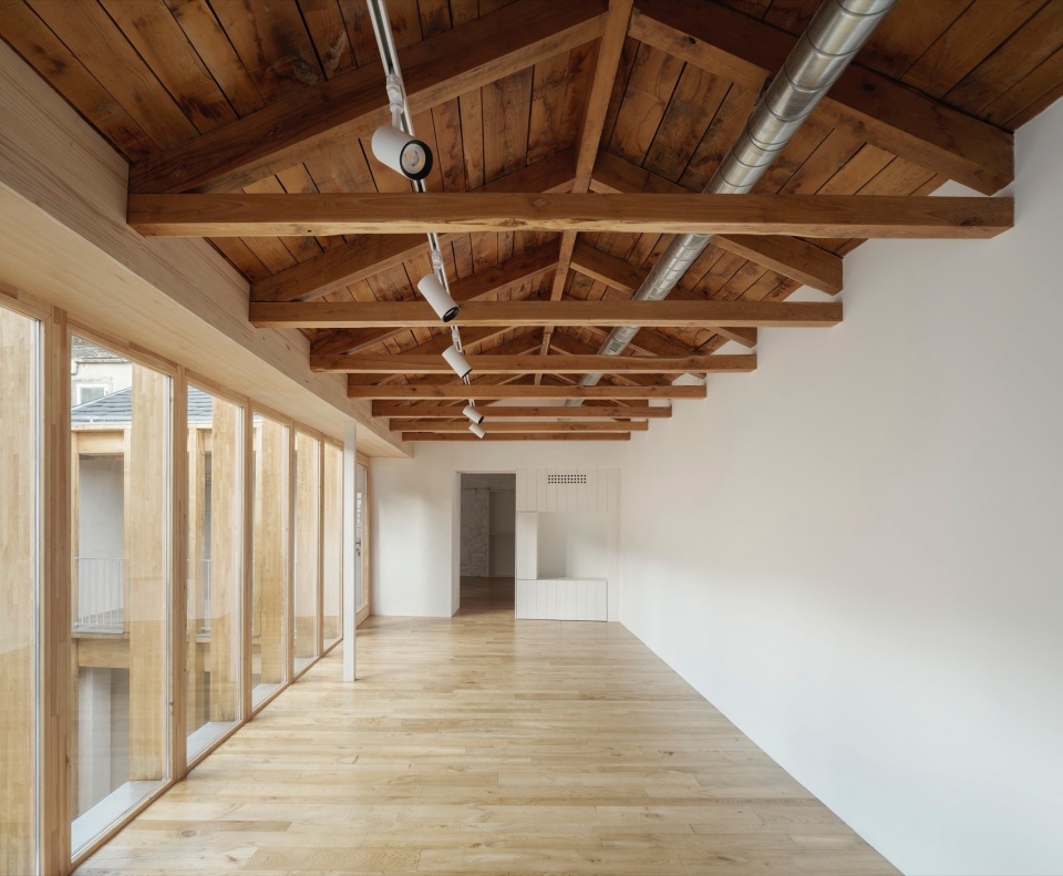 Forges Cultural Center by Firm architects