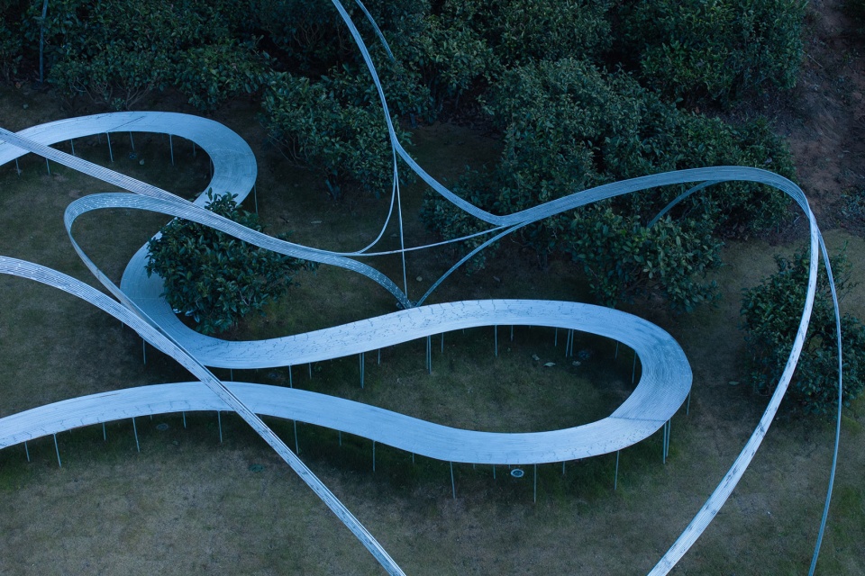 camellia theater on dali wuliangshan highland by kongxiangwei studio