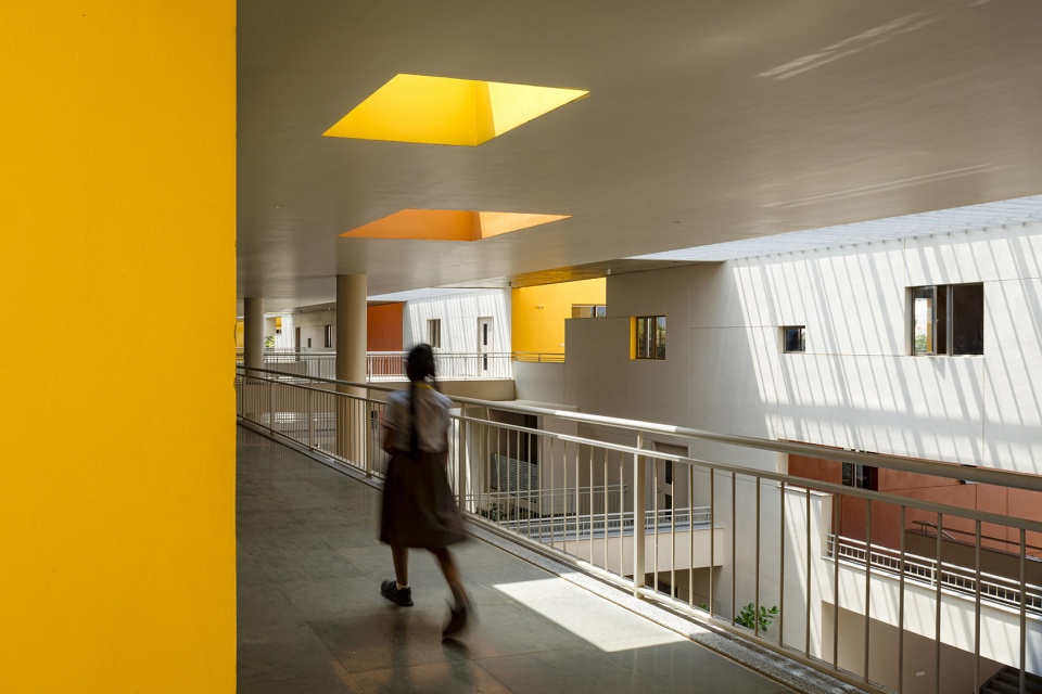 rainbow international school by spacefiction studio