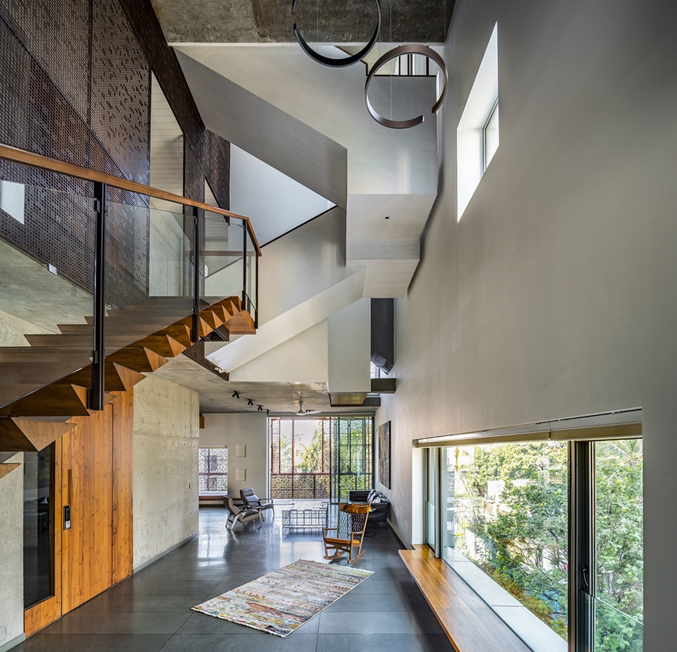 j house by malik architecture