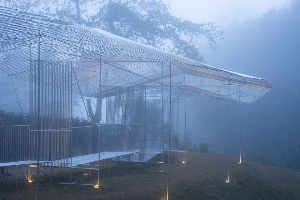 Dali Wuliang Mountain s Phoenix Feather Tea Pavilion by Kong Xiangwei Studio