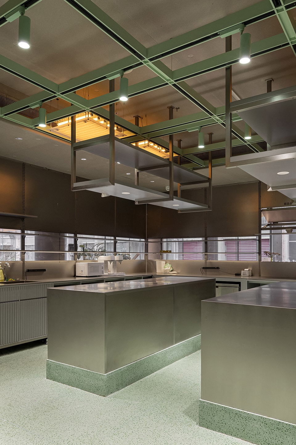 leb dessert shop by mos design studio