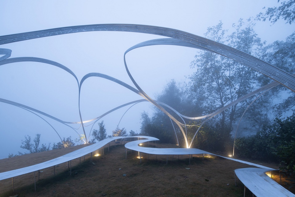 camellia theater on dali wuliangshan highland by kongxiangwei studio