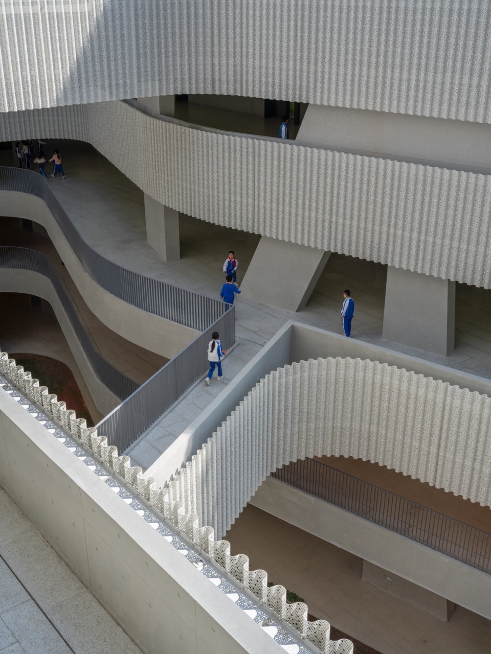 Cuizhu Foreign Language School by Studio Link Arc