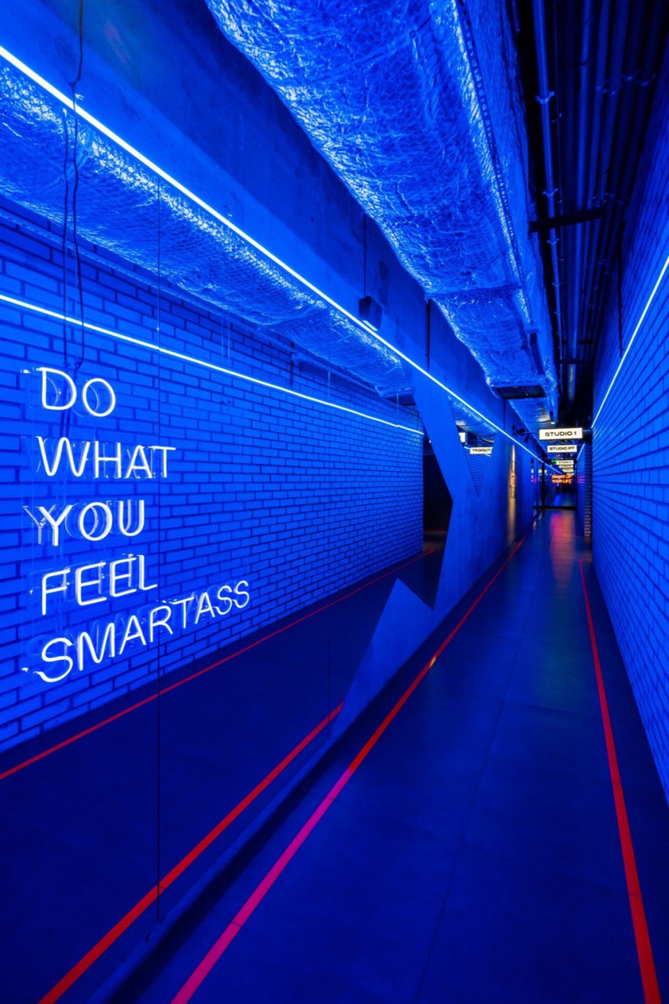 Smartass Kharkiv by Smartass Design Studio