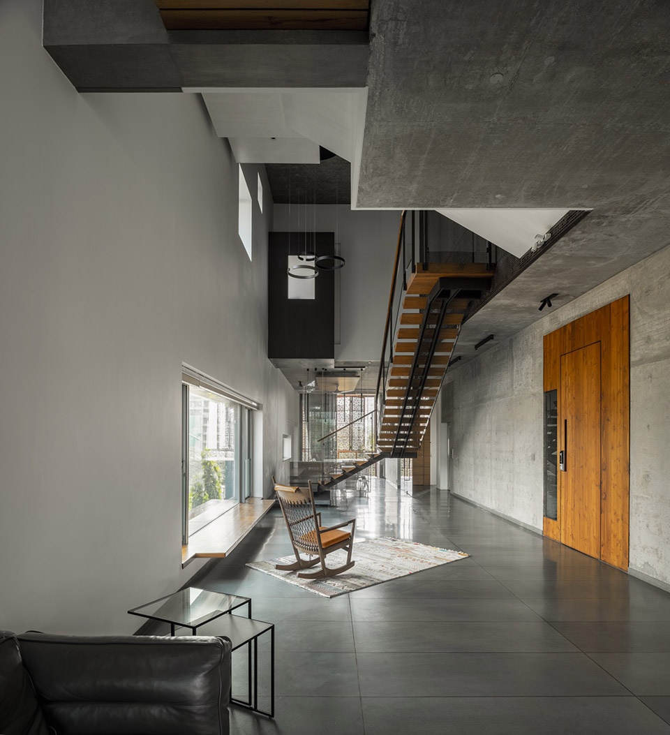 j house by malik architecture