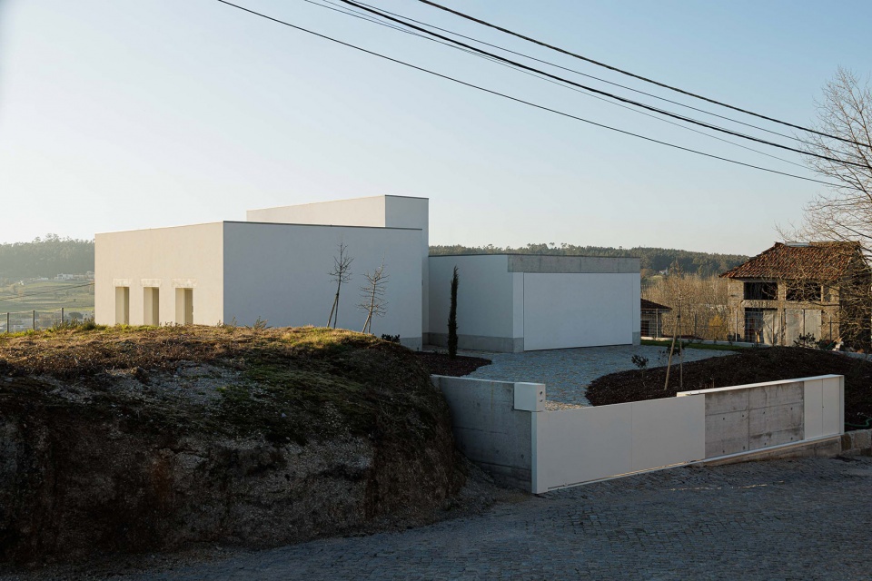 pedrantil house by helder da rocha arquitectos