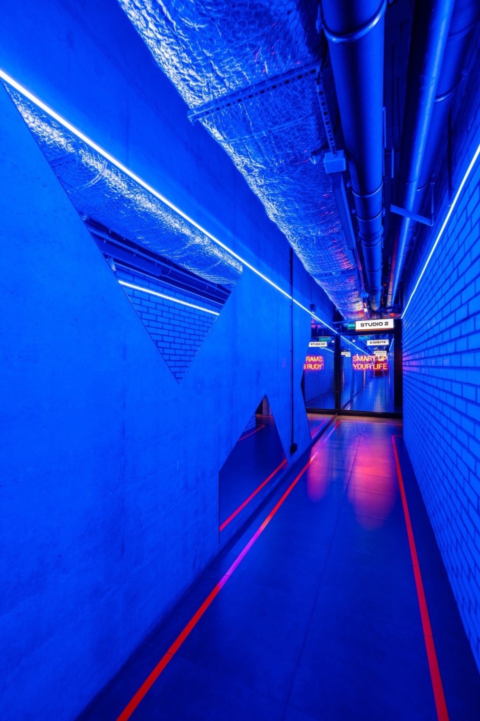 Smartass Kharkiv by Smartass Design Studio