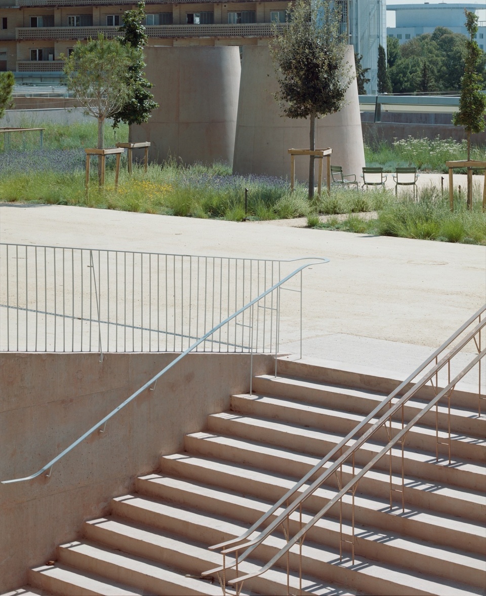 VHIR Research Centre Vall d Hebron Campus by BAAS arquitectura