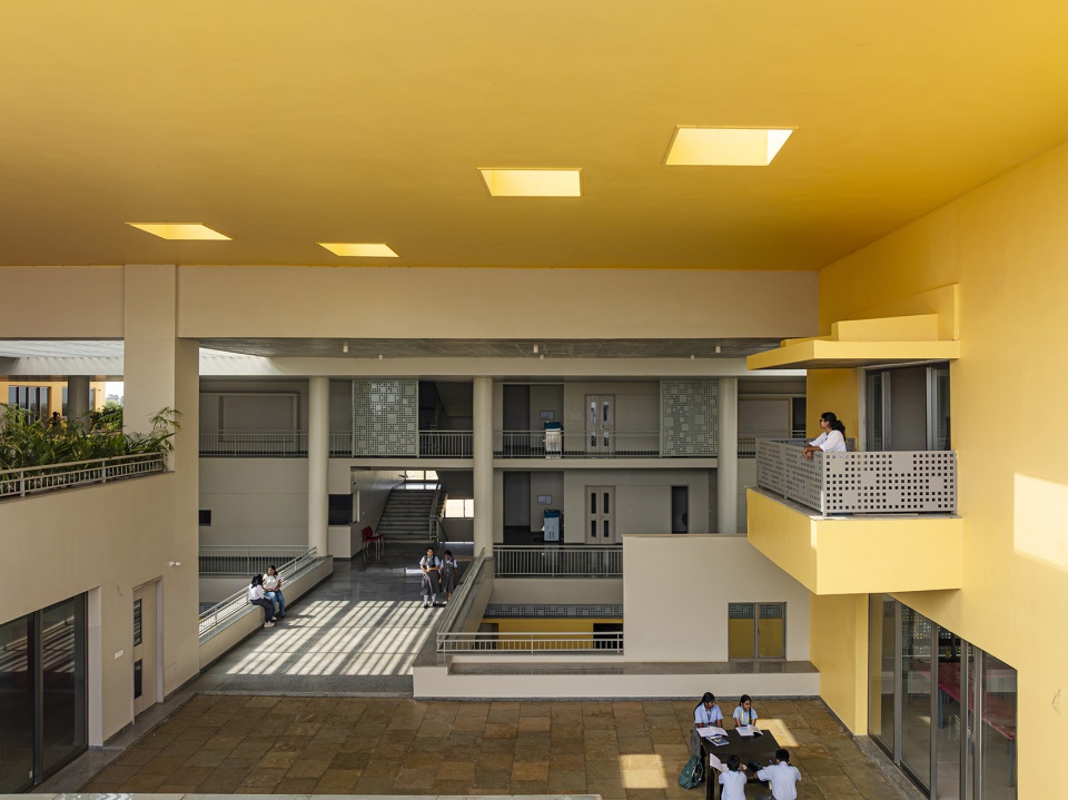 rainbow international school by spacefiction studio