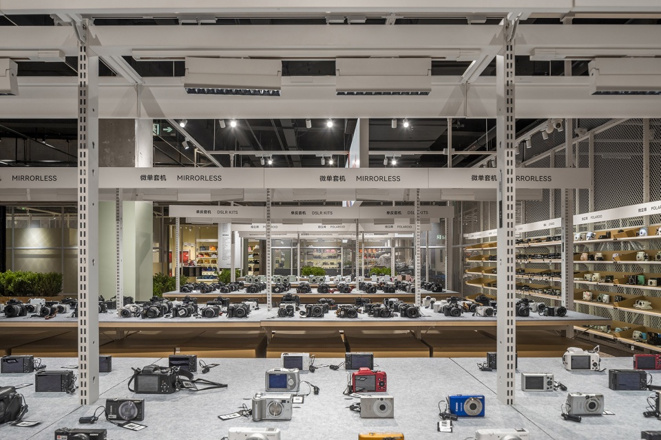 super zhuanzhuan retail space by spacestation