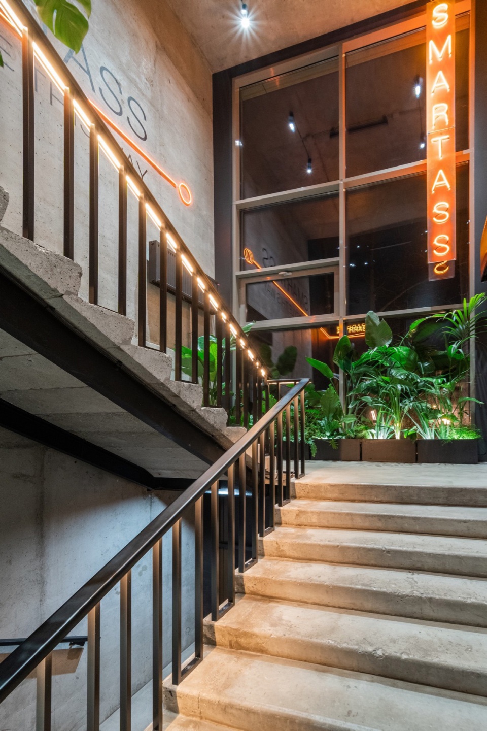 Smartass Kharkiv by Smartass Design Studio