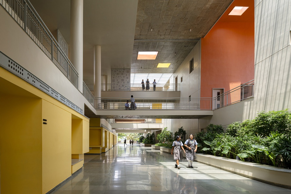rainbow international school by spacefiction studio