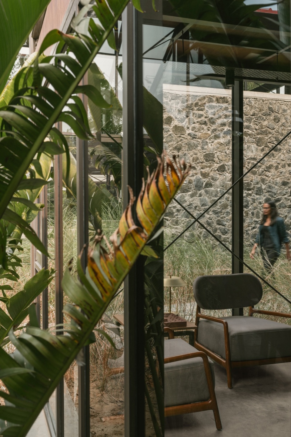 New office Oasis by Studio Saransh