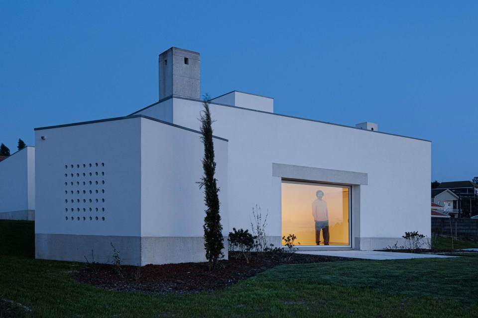 pedrantil house by helder da rocha arquitectos