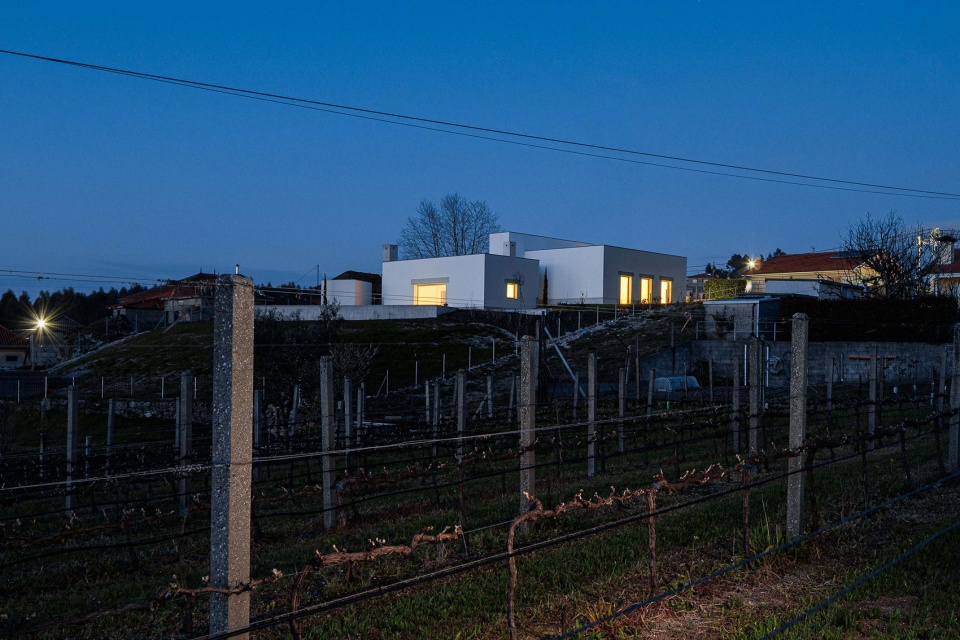pedrantil house by helder da rocha arquitectos