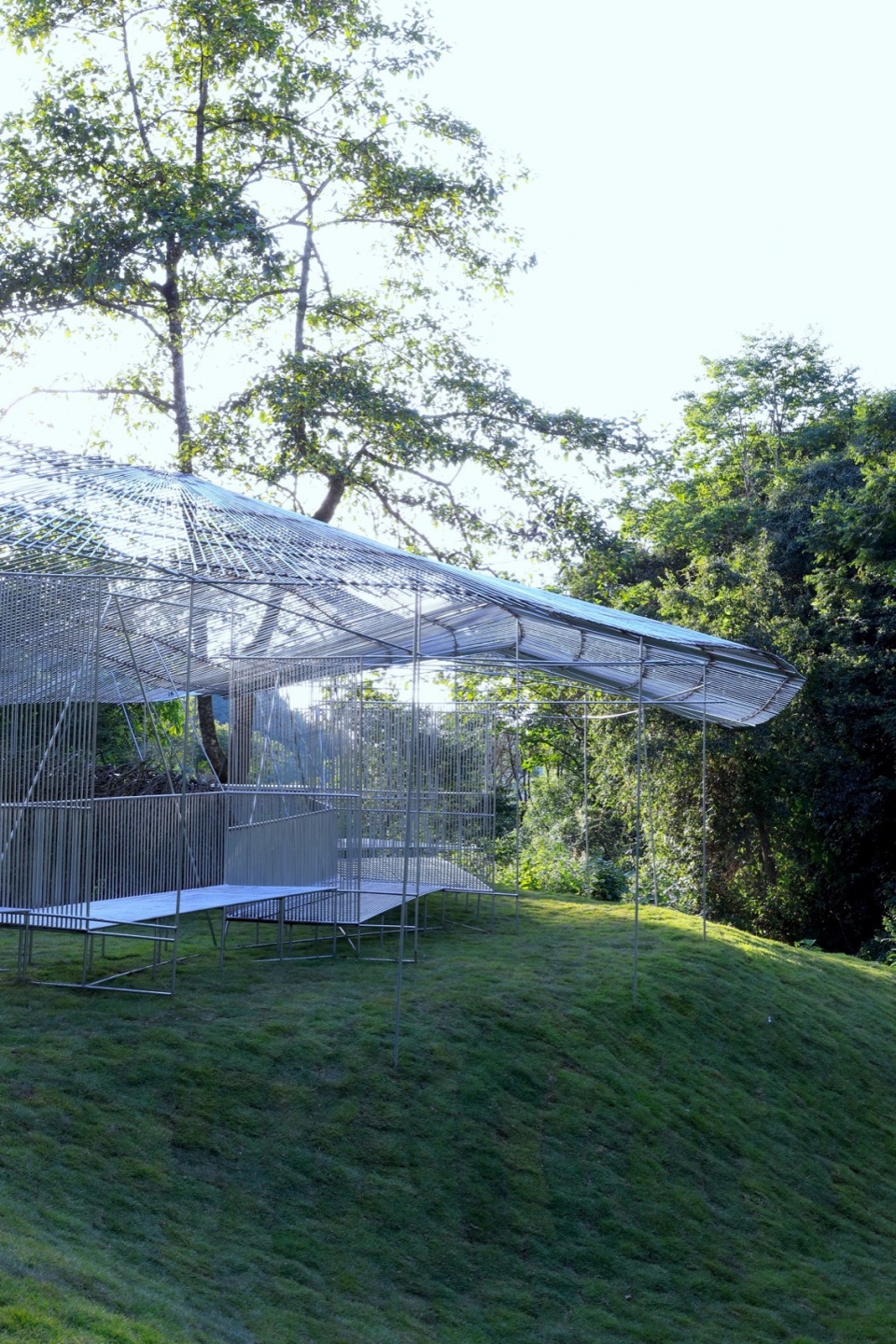 Dali Wuliang Mountain s Phoenix Feather Tea Pavilion by Kong Xiangwei Studio
