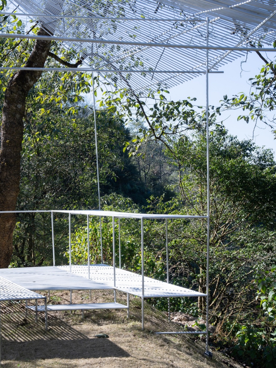Dali Wuliang Mountain s Phoenix Feather Tea Pavilion by Kong Xiangwei Studio