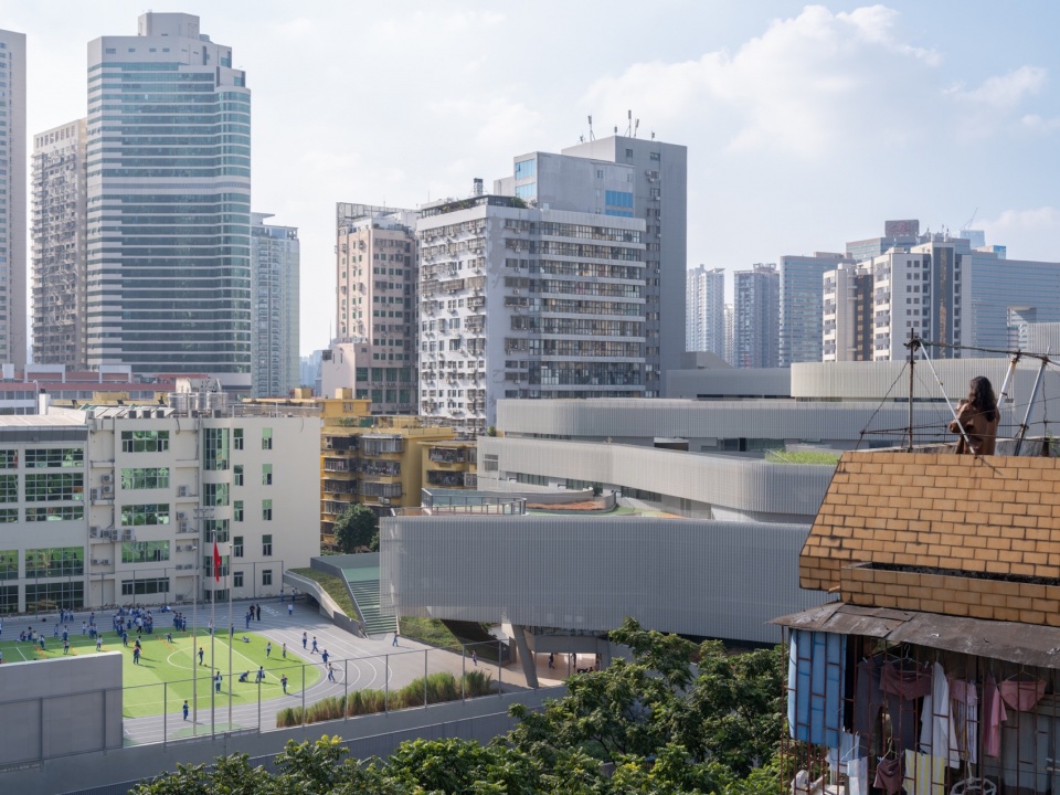 Cuizhu Foreign Language School by Studio Link Arc