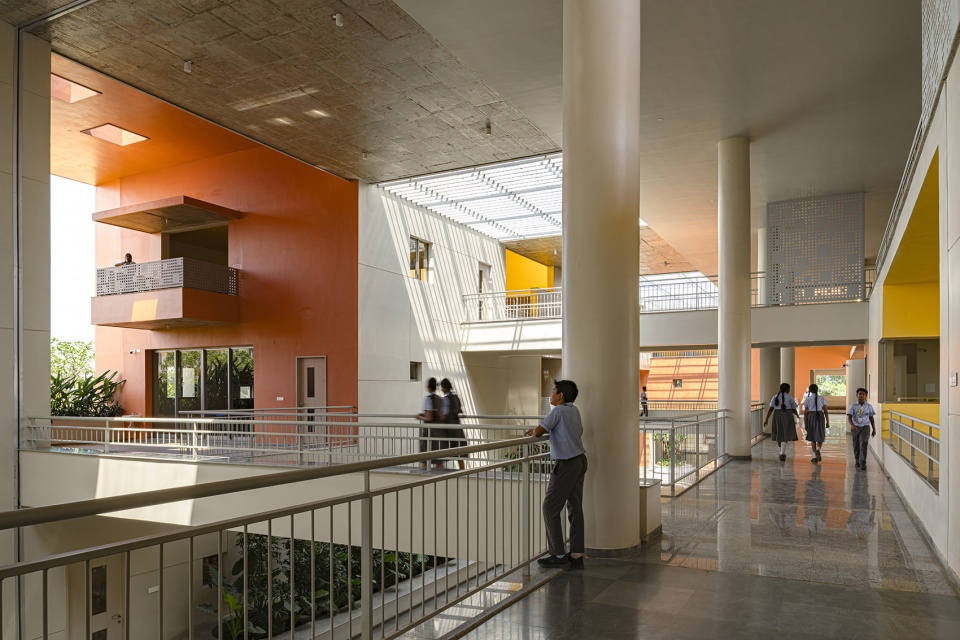 rainbow international school by spacefiction studio