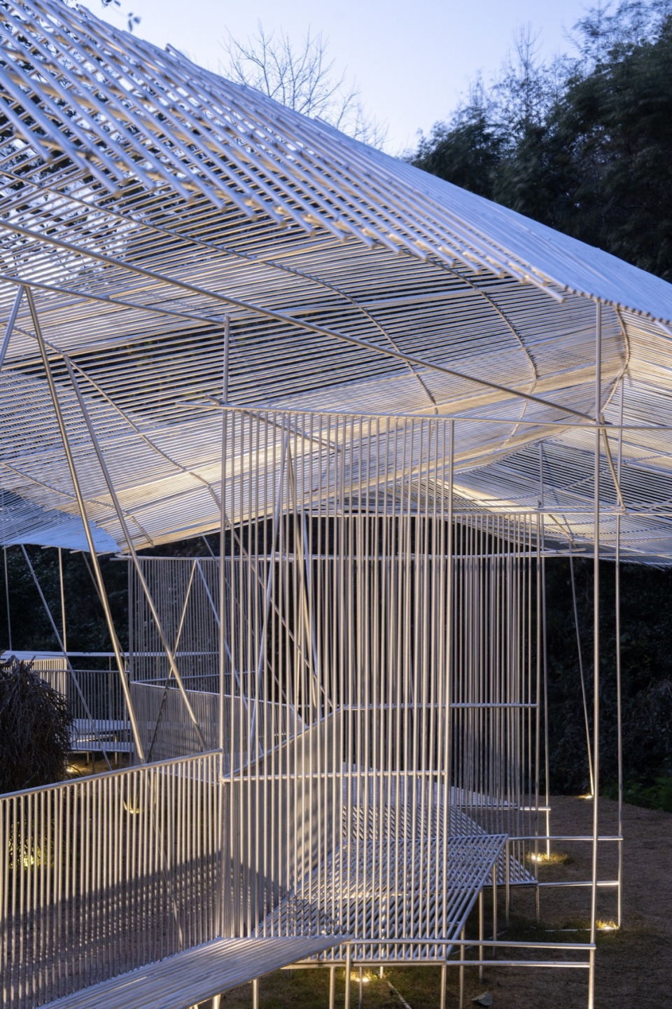 Dali Wuliang Mountain s Phoenix Feather Tea Pavilion by Kong Xiangwei Studio